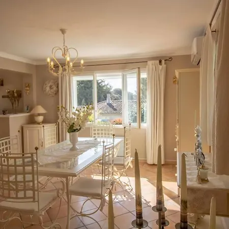 فيلة Superbe Acces Direct Saint-Raphaël